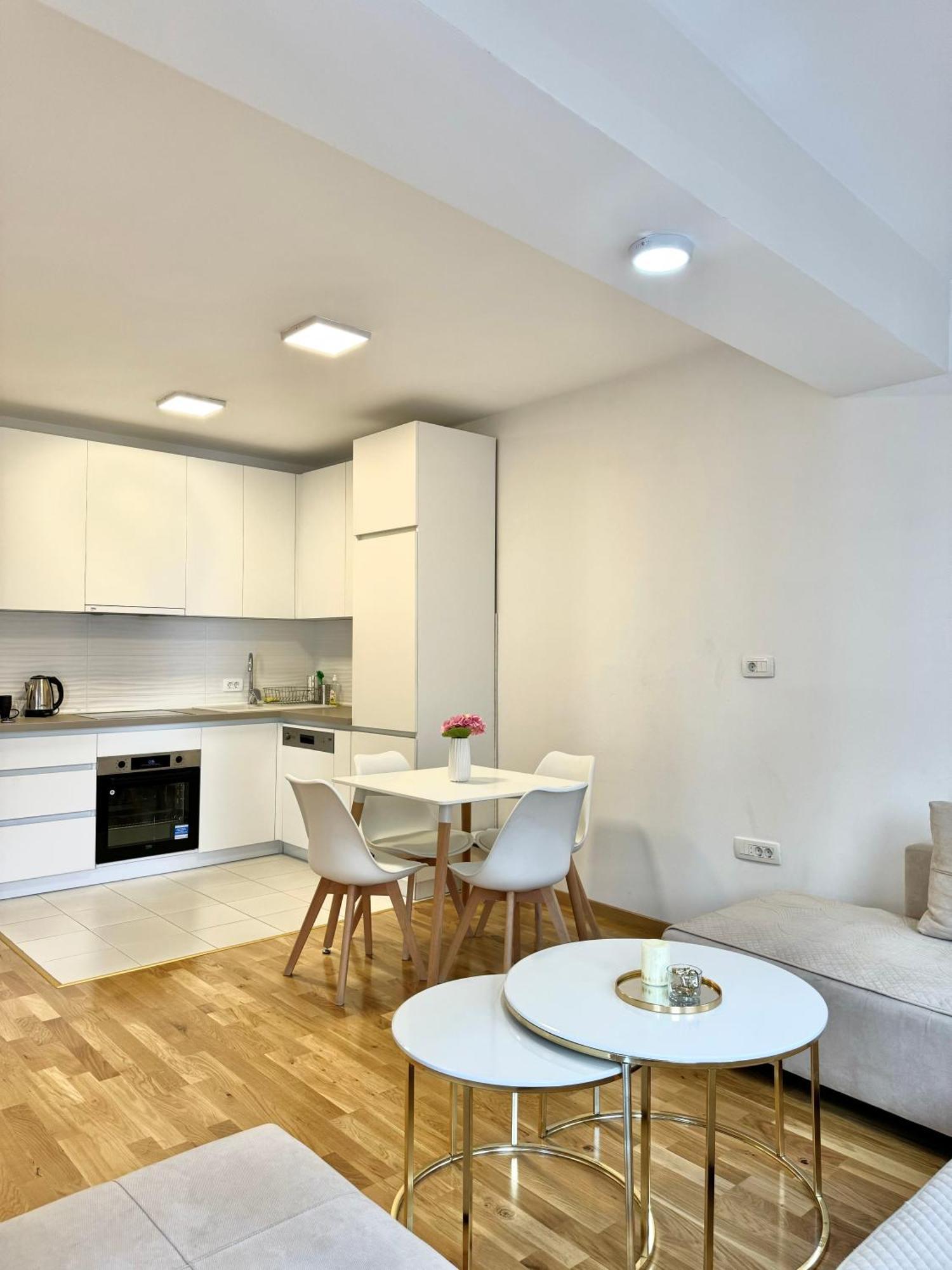 Golden Apartment Szkopje Kültér fotó